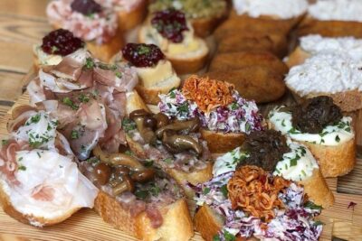 Private Food Tour: Cicheti & Wine - Rialto Bridge from a secret perspective: more than a photo stop