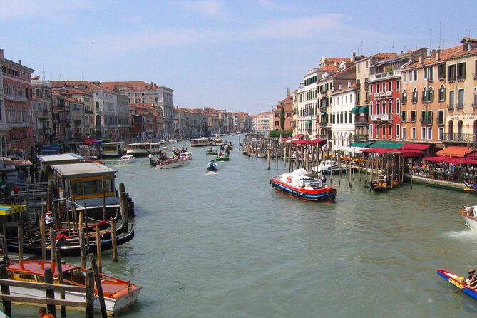 Private Full Day Tour from Milan to Venice with local tour guide and fast train - Rialto Bridge and the Grand Canal: Best views need the right timing