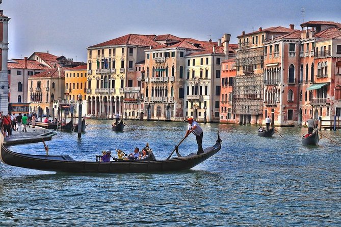 Private Gondola Serenade with Music - A Serenade on Venice’s Canals, Without the Crowd Energy