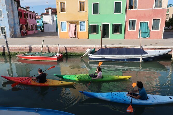 Private Kayak Tour in the Venetian Lagoon - Languages and the Private-Group Advantage