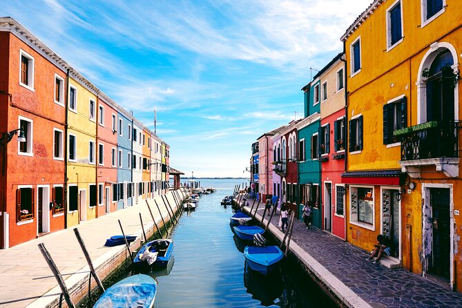 Private Murano and Burano VIP Venice Boat Tour - Guides You Might Meet: The Human Part That Makes It Feel Private