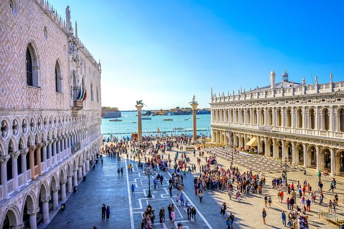 Private or Semi Doge's Palace & Saint Mark's Basilica Guided Tour - Doge’s Palace: halls, prison, weapons, and the Bridge of Sighs
