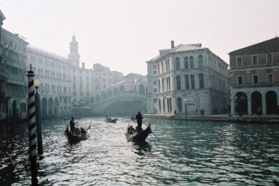Private tour Rialto area and Frari Church 2-Hour Tour - Starting at Campo San Luca near Bucintoro Viaggi