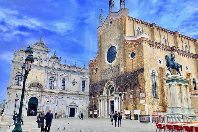 Private Tour: Venice Art and Architecture Walking Tour - Starting at Campo S. Bortolomio: a smart warm-up before the churches
