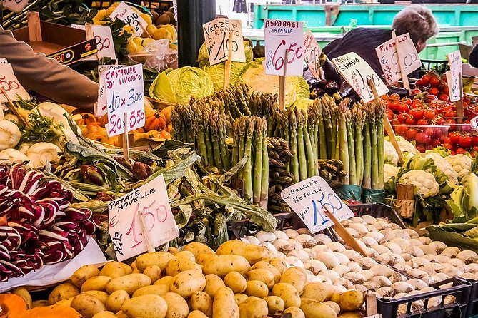 Private Tour: Venice Rialto Market, San Polo and Frari Church Walking Tour - Rialto market: how 600+ years of shopping feels today