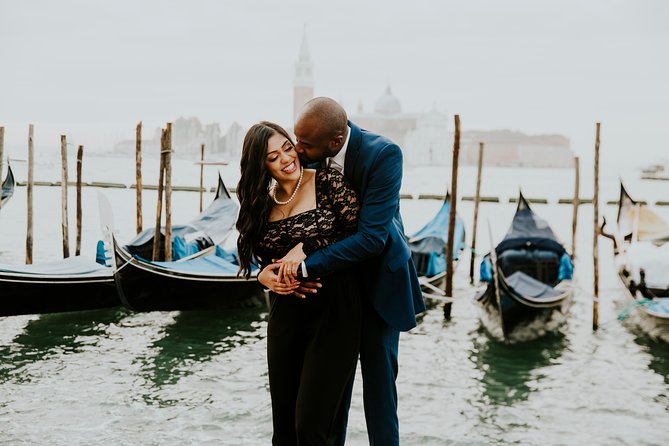 Private Vacation Photography Session with Local Photographer in Venice - Photographer style matters: what you should look for