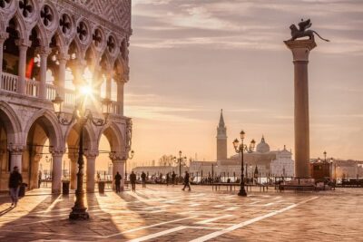 Private Venice City Tour and Gondola Ride - Doge’s Palace: where the stories feel built into the walls