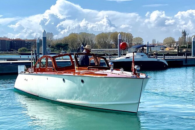 Private Venice Lagoon Boat Tour (7 hours) - San Francesco del Deserto: a convent island in a calm pocket