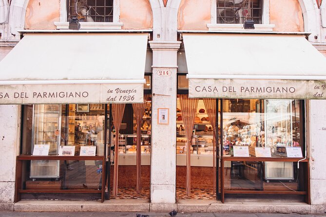 Private Venice Street Food Tour with a Sommelier - The Neighborhood Route: San Marco, San Polo, Santa Croce