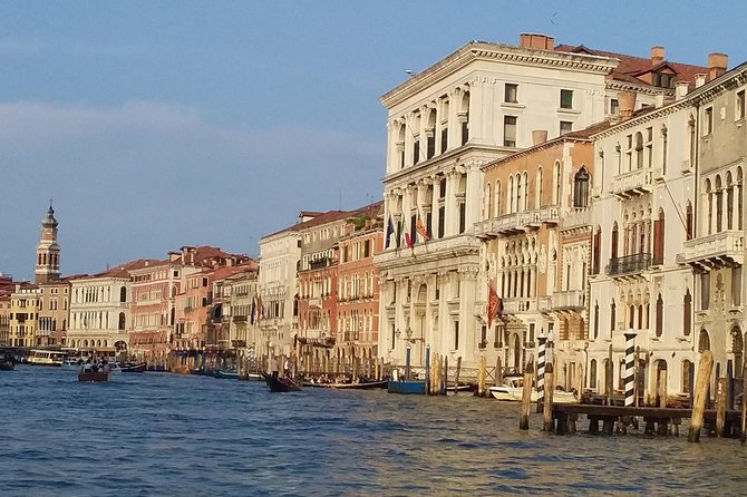 Private Venice walking tour plus Murano island lunch and glass factory visit - Rialto, St. Mark’s, and Doge’s Palace without the stress