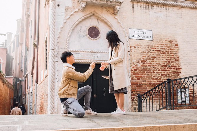 Proposal Photographer in Venice - Stop 2: Dorsoduro District for a More Relaxed Venice Feel