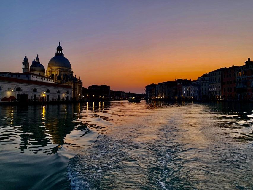 Punta Sabbioni - Venice at Sunset: Boat Tour with Aperitif - Price and value: is $41 a good deal for sunset + aperitif + night walking?