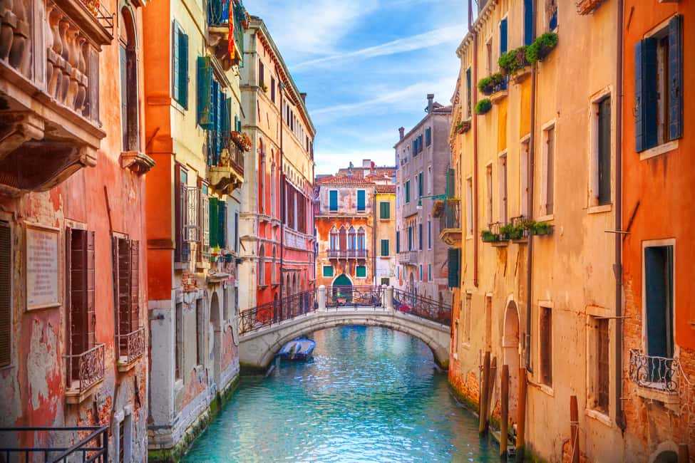Ravenna Port to Venice with Deluxe Tour by Boat and Gondola - Ravenna Port to Venice: the value of skipping the scramble