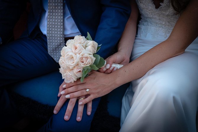 Renew your wedding vows on a romantic gondola - Price and Value: What You’re Paying For (and What You’re Not)