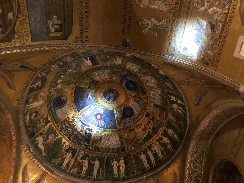 Saint Mark's and Doge's Palace: VIP After Hours Tour - Meeting under the winged lion: the start at Piazza San Marco