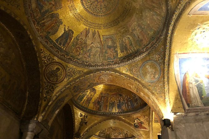 Saint Mark's VIP Night Tour: Exclusive Access Small Group Tour - Entering St. Mark’s After Hours: The Lightshow Effect