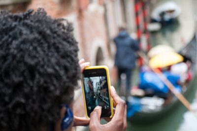 Secret Venice & Gondola Tour - The 90-minute walk: hidden piazzas, palaces, and the art of not getting lost