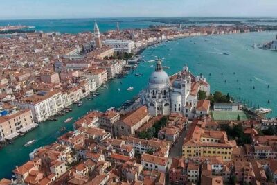 Shared Departure Transfer: Venice Hotels to Venice Train or Bus Station - Pickup timing: what “2–4 hours before” really means