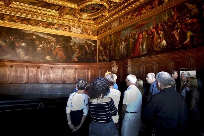Skip the line Doge's Palace Guided Walking Tour in Venice - Stop 2: Golden Staircase and the halls of the Doge