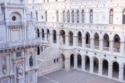 Skip-the-Line Guided Tour of Doge's Palace - From Campo San Zaccaria to the Palace Doors