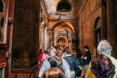Small-group Saint Mark’s Basilica Priority Access - Piazza San Marco Warm-Up: A 5-Minute Orientation That Pays Off