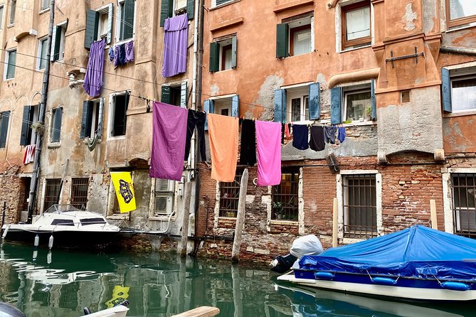 Small Group Tour Historical and Charming Venice Jewish Ghetto - Key things you’ll notice on this Venice Jewish Ghetto walk