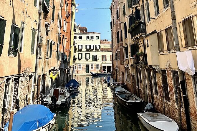 Small Group Tour Historical and Charming Venice Jewish Ghetto - Fondamenta dei Ormesini: finish by the water with wine, gelato, or coffee
