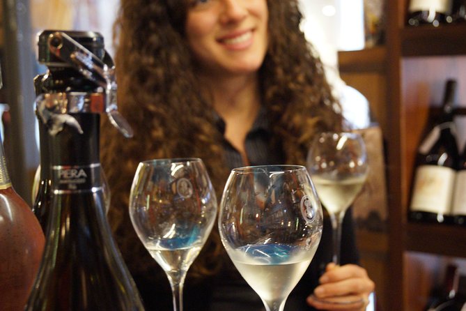 Sparkling Wine & Italian Prosecco Tasting in Venice - Marco’s Prosecco lessons: what you actually learn