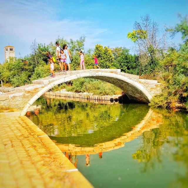 The gems of the lagoon. Torcello Burano Murano - Getting to the water: where you start in Venice