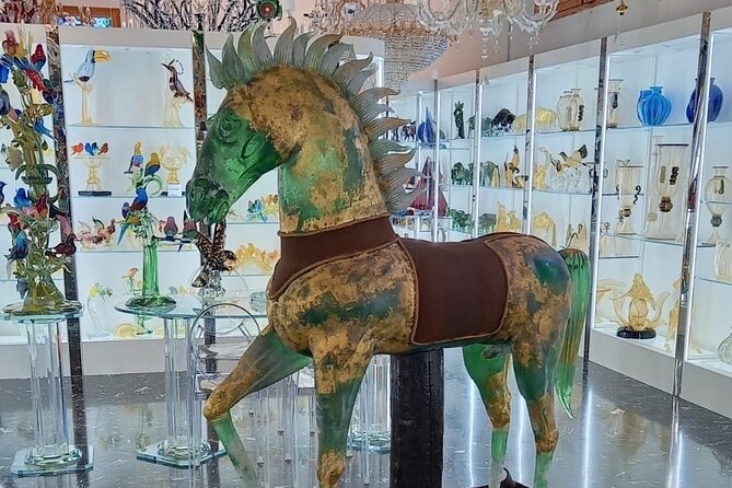 The Glass Experience In Venice Murano Island - The Showroom: Handmade Pieces and the No-Buy Reality Check