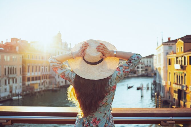 The Grand Canal & Rialto Bridge Private Photo Shoot - Stop-by-stop: what you’ll get at Rialto and the Venice landmarks