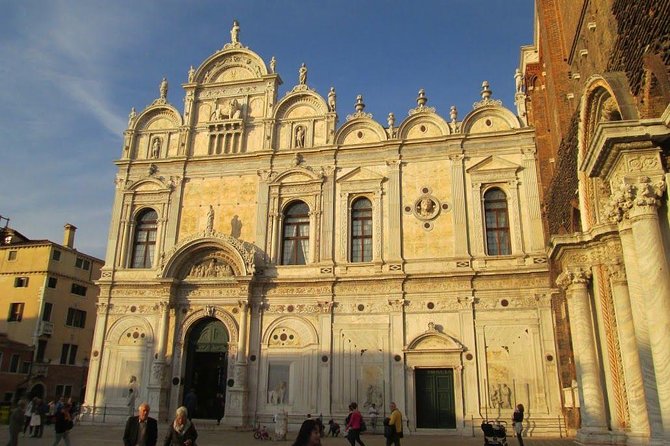 The Heart of Venice: A Self-Guided Audio Tour - Campo San Salvador: the Austrian revolt memorial column