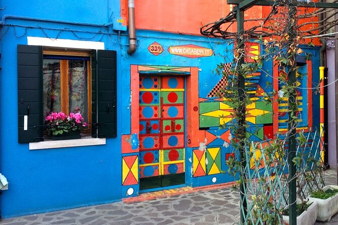 The Secret Corners of Burano - Practical Tips: Vouchers, High Water, and Timing