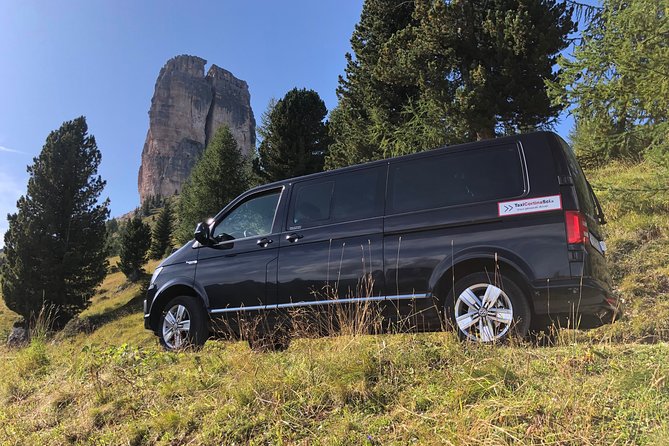 Transfer from Venice Marco Polo airport or Mestre station to Cortina d'Ampezzo - Comfort Details: Wi‑Fi, Water, Air-Conditioning, and Clean Rides