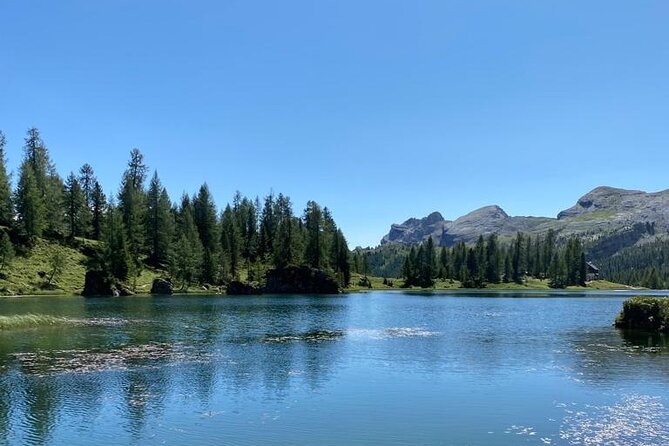UNESCO Dolomites great expedition from Venice by Yellowboot - Tre Cime di Lavaredo and Misurina Lake: The Classic Views Portion