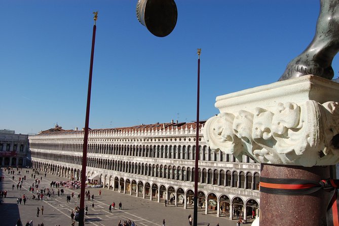 Unusual Perspectives of St Mark's Basilica & optional Pala d'Oro - Meeting point and dress rules that can make or break your entry