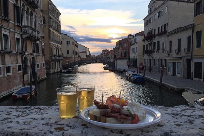 Venetian Food and Wine Tour with a Local - Scuola Grande di Santa Maria della Misericordia: an Ancient Corner