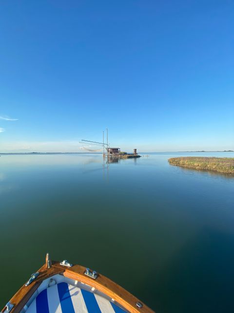 Venezia: Tour privato in Barca a Murano, Burano e Torcello - Torcello stop: oldest Venice vibes plus swampy lagoon scenery
