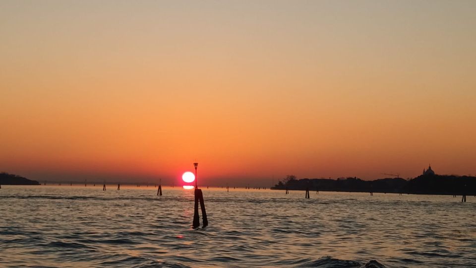 Venezia:Tour con aperitivo al tramonto - Barena and the northern lagoon: seeing the lagoon’s living edges