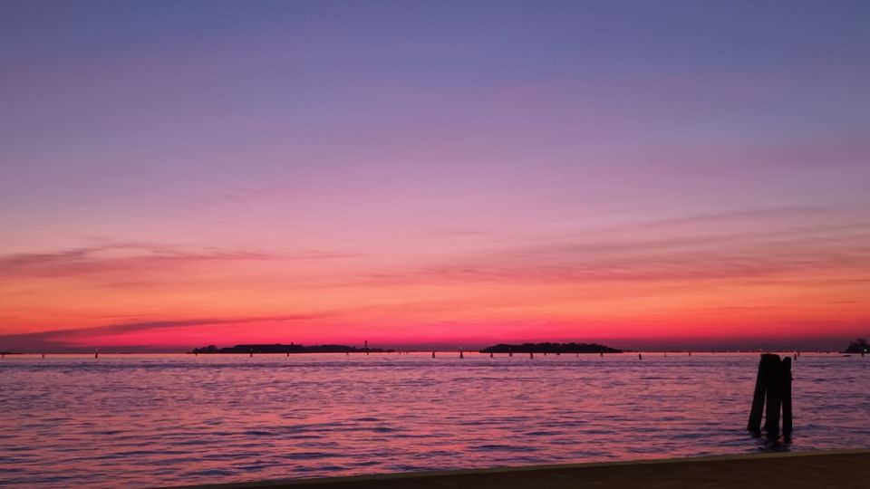 Venezia:Tour con aperitivo al tramonto - What your boat ride is actually like on this tour