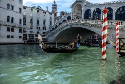 Venice: 2-Hour Private Photo Walk - Where you meet and how to start smoothly