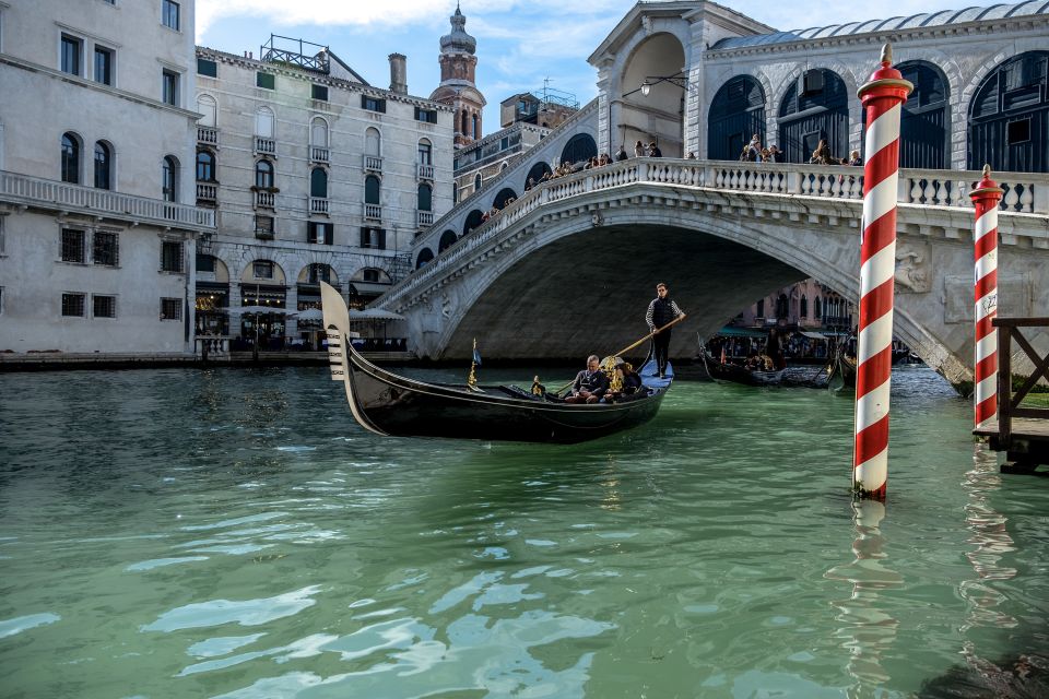 Venice: 2-Hour Private Photo Walk - Where you meet and how to start smoothly