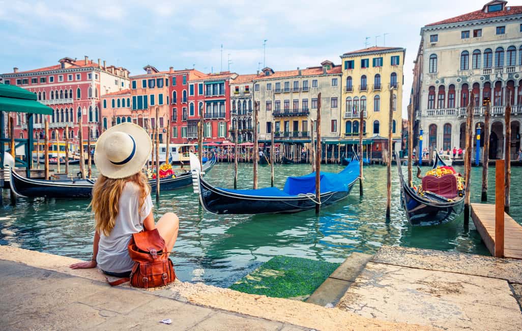 Venice: 30 minutes Enchanting Gondola Ride - The route: from Rio dei Barcaroli and Mozart’s area to Rialto Bridge