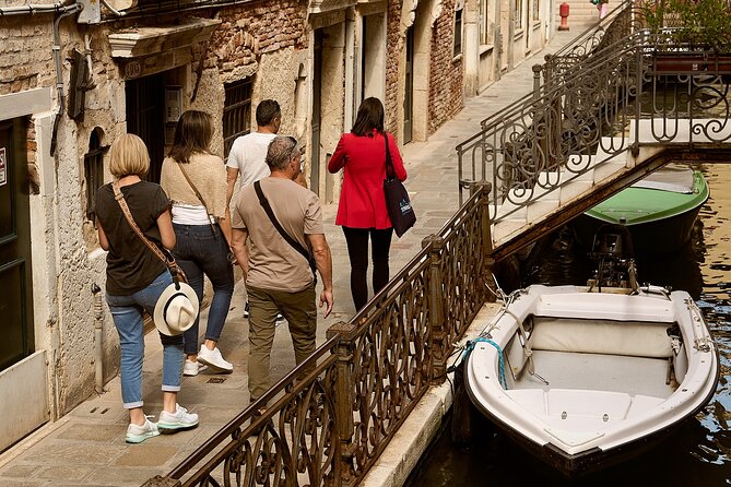 Venice Art Walking Tour with Gondola Ride - Who This Tour Is Best For (and Who Should Skip It)