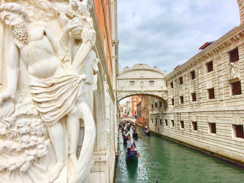 Venice: Basilica and Doge's Palace Tour with Gondola Ride - Who this tour fits best