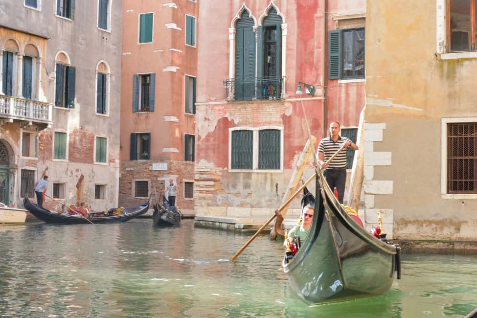Venice: Basilica, Doge's Palace, Gondola and Lagoon Islands - Murano’s glassblowing: watch the hands, ask the questions