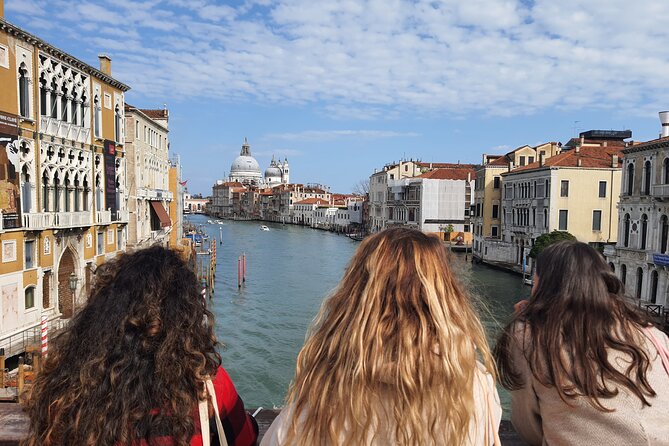 Venice City Highlights Small Group Tour with a local guide - San Pantalon area and the confraternity-to-art connection