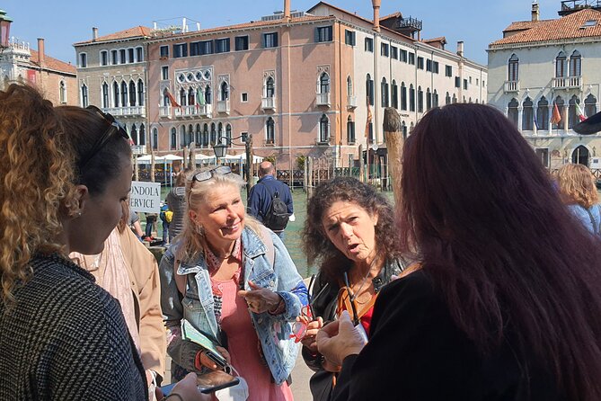 Venice City Highlights Small Group Tour with a local guide - Titian’s burial stop: one name that changes your whole perspective