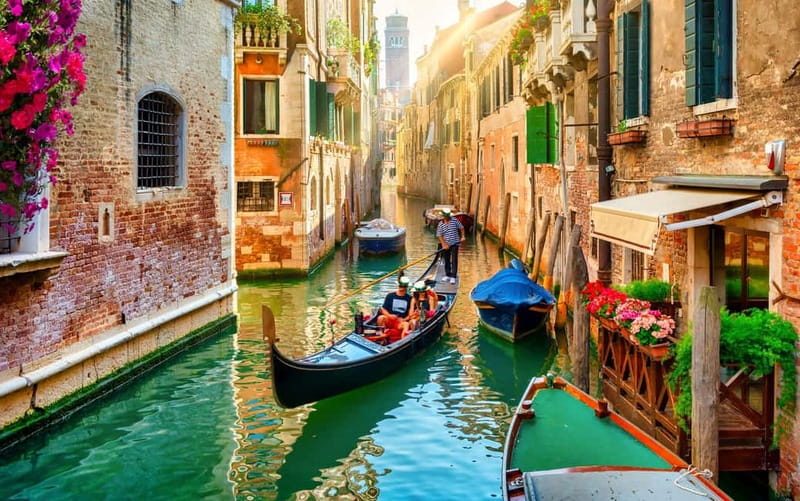 Venice: City Pass 30+ sights, St. Marks Museums & Gondola - Museum and church circuit: how the pass helps you read Venice