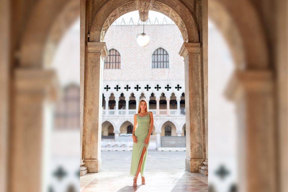 Venice: City Portrait Session with Professional Photographer - Key things to know before you go